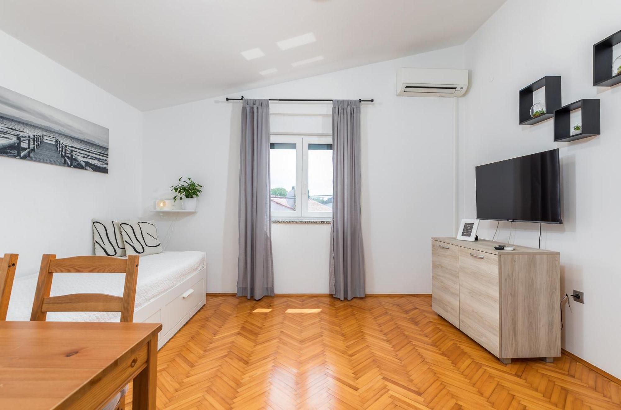 Apartment Tesic Close To The Sea With Shared 4Xbicycles Fažana Extérieur photo