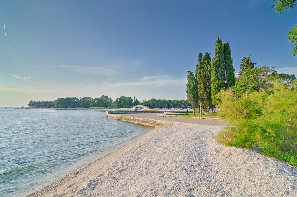 Apartment Tesic Close To The Sea With Shared 4Xbicycles Fažana Extérieur photo